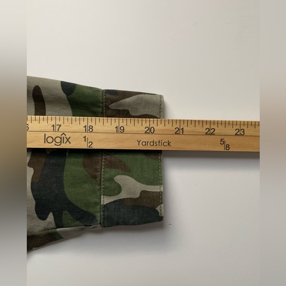 Forever 21 Long Sleeve Camo Jacket - Picture 5 of 6